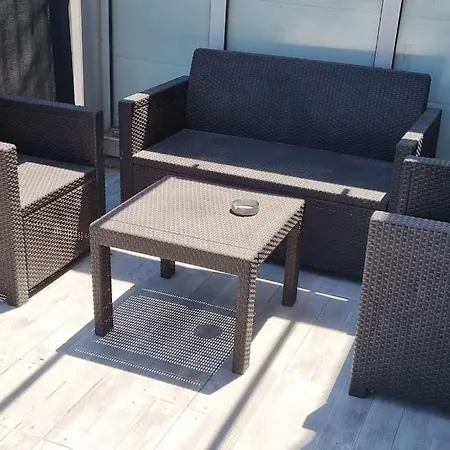 Apartmán Cosy Centre Avec Grande Terrasse